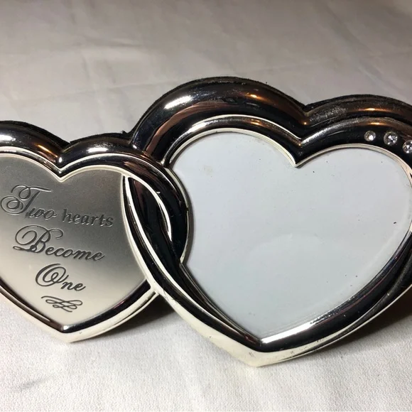 Silver Heart-Shaped Double Photo Frame - Picture 2 of 11